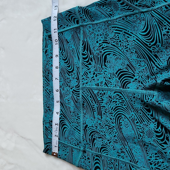 Lululemon, Activewear, Gym, Movement Crop Capri, 6  Green Black and Teal - Picture 5 of 7